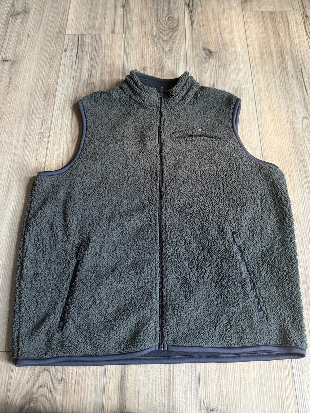 Tailor Vintage Men's Green Sherpa Fleece Vest - Lightweight Layering Size Large